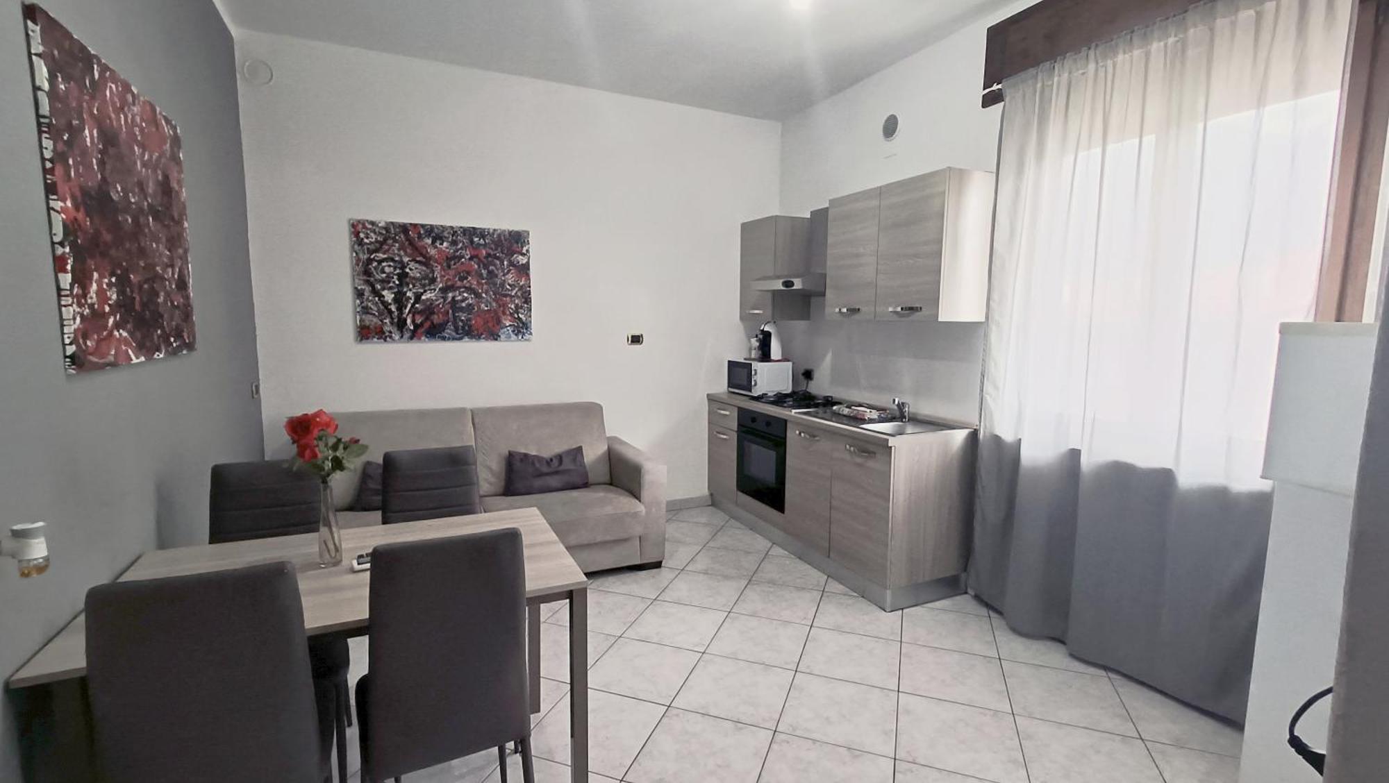 Affittacamere Valchiavenna - Foresteria Lombarda Con Parcheggio Privato Sul Posto! Apprezzata Gestione Familiare Dal 2012, Qualita-Prezzo Top! "Guest-House With Private Parking On Site! Appreciated Family Management Since 2012, Quality-Price Top!" المظهر الخارجي الصورة