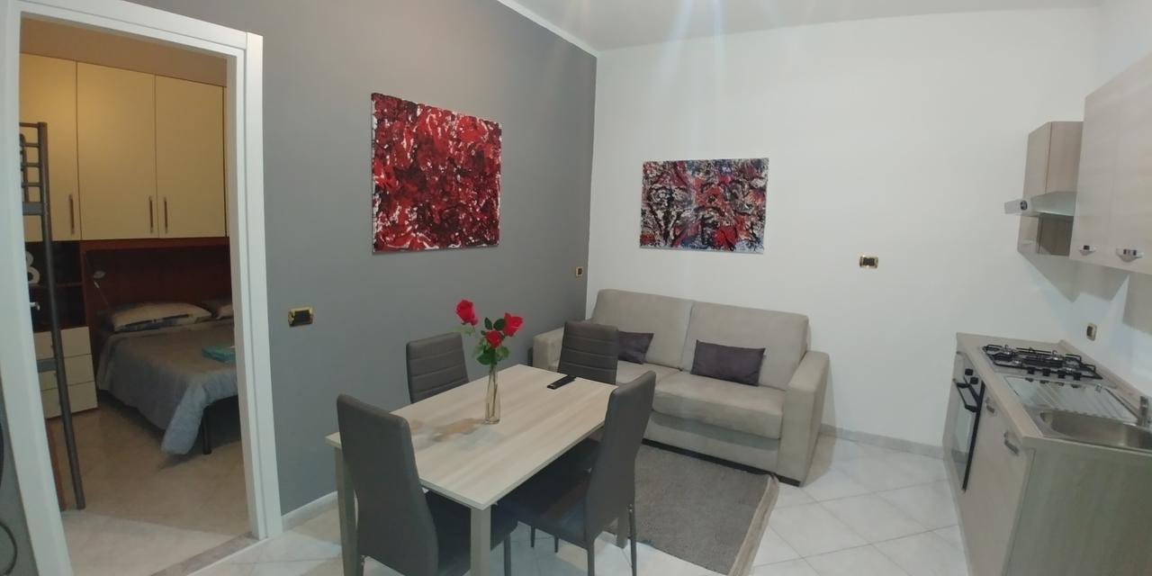 Affittacamere Valchiavenna - Foresteria Lombarda Con Parcheggio Privato Sul Posto! Apprezzata Gestione Familiare Dal 2012, Qualita-Prezzo Top! "Guest-House With Private Parking On Site! Appreciated Family Management Since 2012, Quality-Price Top!" المظهر الخارجي الصورة
