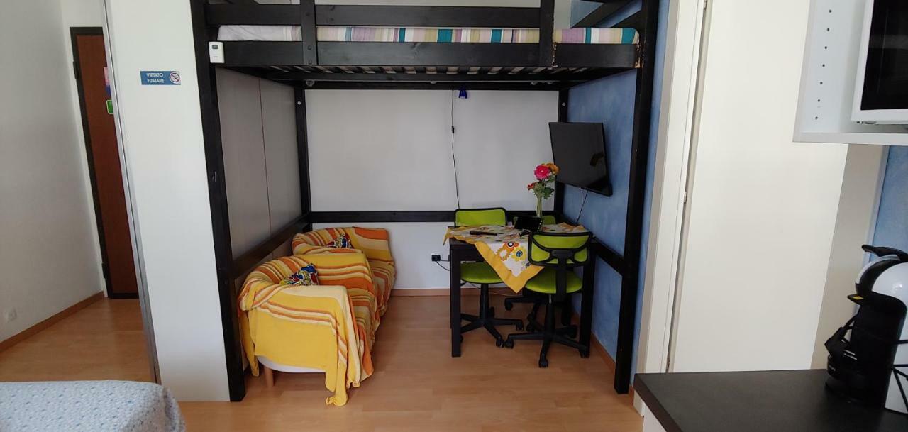 Affittacamere Valchiavenna - Foresteria Lombarda Con Parcheggio Privato Sul Posto! Apprezzata Gestione Familiare Dal 2012, Qualita-Prezzo Top! "Guest-House With Private Parking On Site! Appreciated Family Management Since 2012, Quality-Price Top!" المظهر الخارجي الصورة